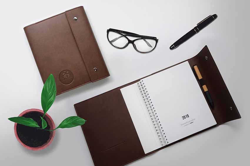 planners leather covers manufacturing