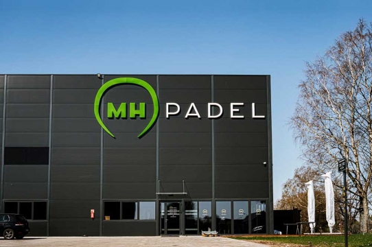 MH PADEL logo creation for a tennis club