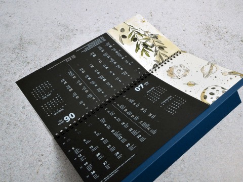 Desktop calendar printing