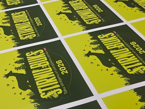 Plotter and laminated label printing