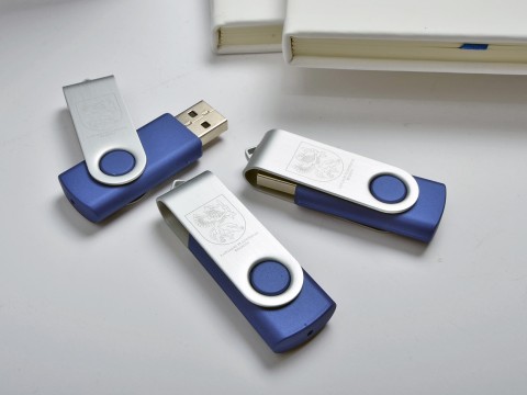 USB flash memory print engraving